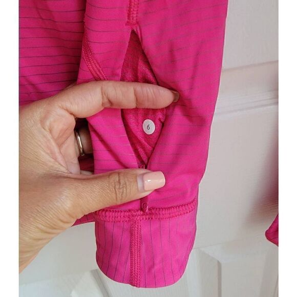 Lululemon Workout Top 6 - Picture 8 of 8